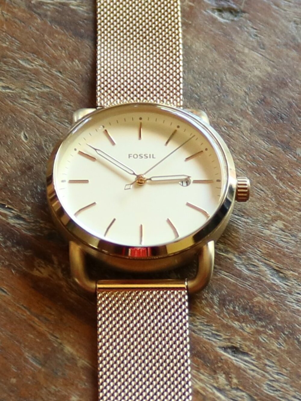 Fossil The Commuter Three-Hand Date Stainless Steel Mesh Watch